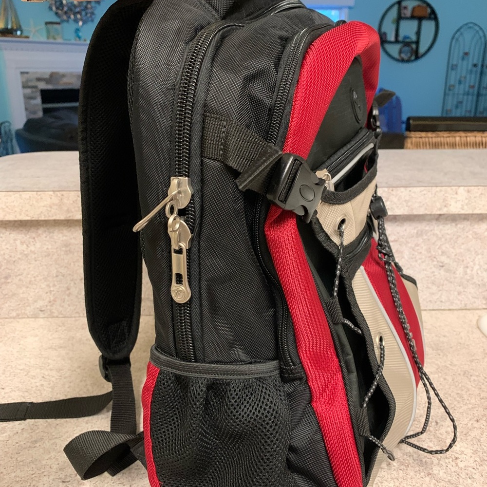 Targus Multi-Compartment Backpack - image 4